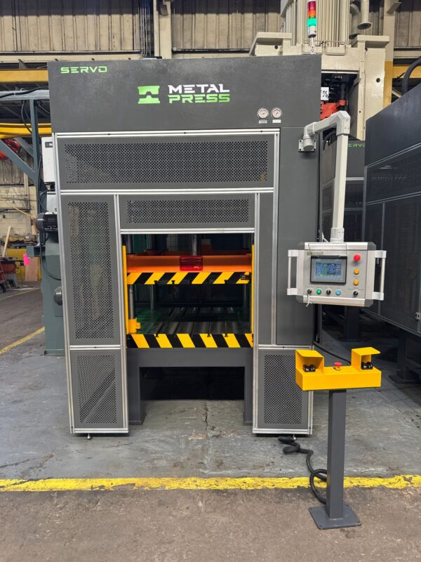 4post Servo hydraulic press